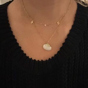 Electric Picks shell necklace